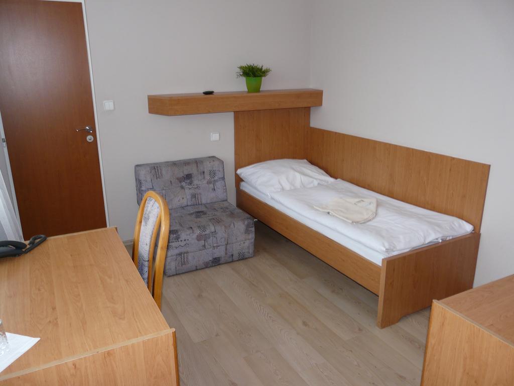 Hotel Ondráš Zlín Habitación foto